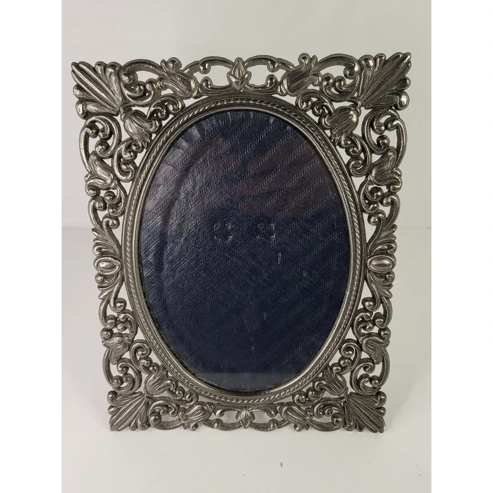 Vintage Ornate Pewter Tone Metal Oval Picture Frame Scroll Floral Design 4x6